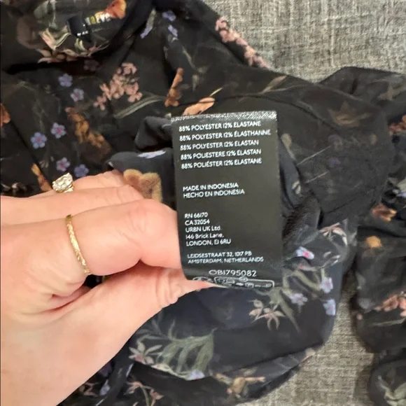🖤 Maeve by Anthropologie Floral Sheer Mesh Long Sleeve Top | Size L - Picture 9 of 10